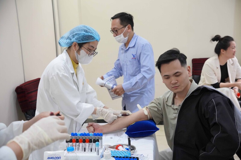 ĐỒNG LOẠT TỔ CHỨC KHÁM SỨC KHỎE ĐỊNH KỲ 2025 CHO 350 CBCNV TẠI HÀ NỘI VÀ TP.HCM
